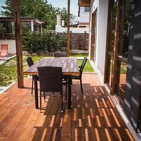 Albena Dream House Ваканционна къща Балчик